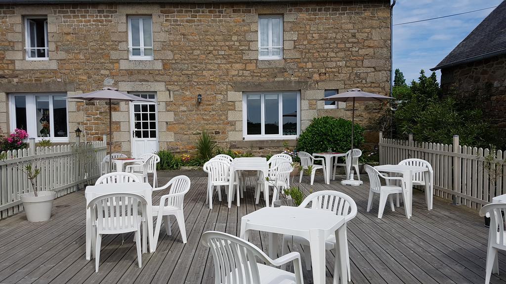 Le Relais De Launay Ploubazlanec Exterior photo